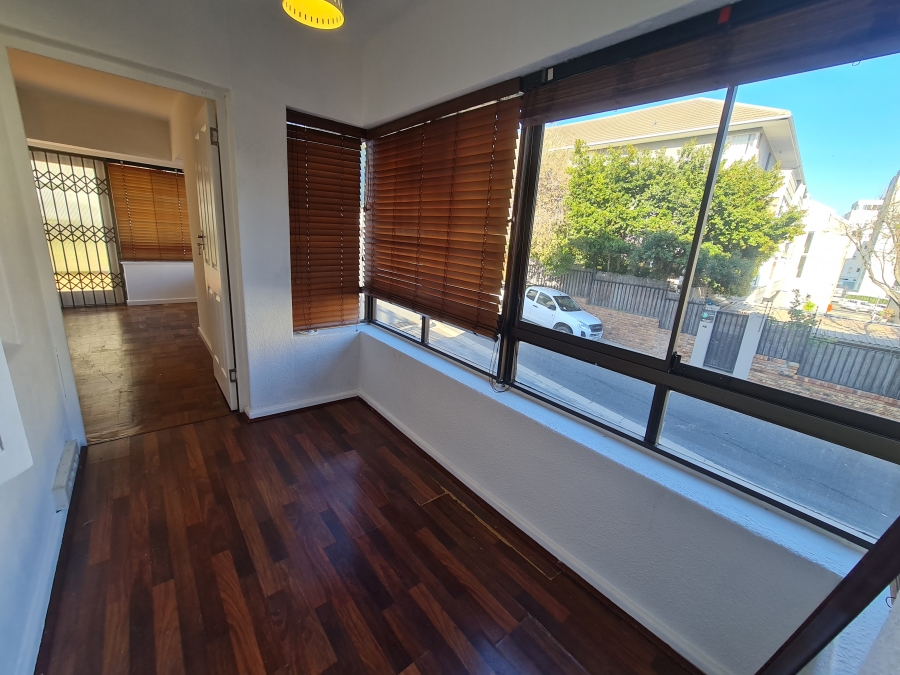 To Let 2 Bedroom Property for Rent in Bantry Bay Western Cape